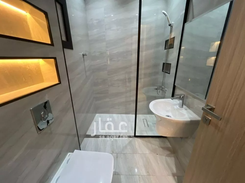 4 bedroom apartment in Al Munsiyah, Riyadh 7