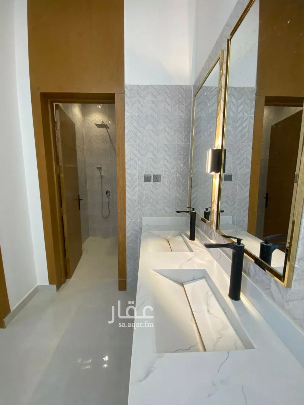 دور 5 غرف في الجنادرية 5