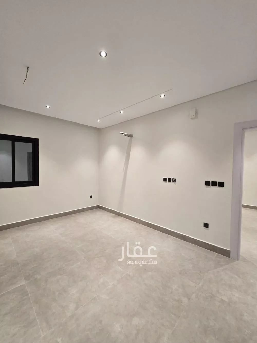 شقة 3 غرف في النعيم 4