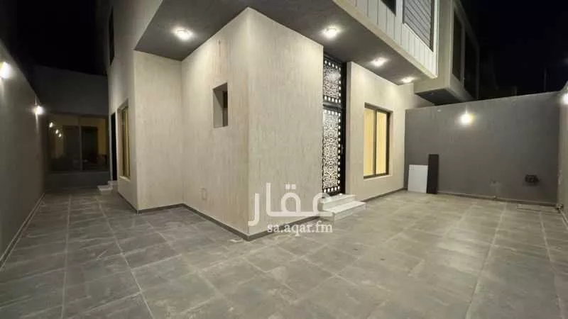 فيلا 5 غرف في الملقا 3