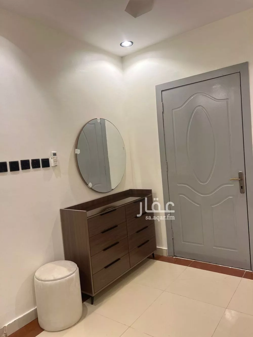 شقة 1 غرف في الملز 5