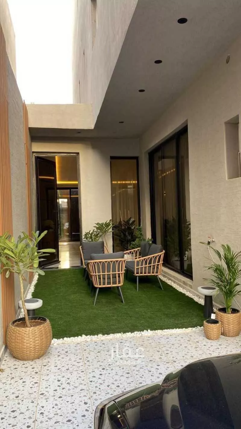 6 bedroom villa in Al Rimal 4