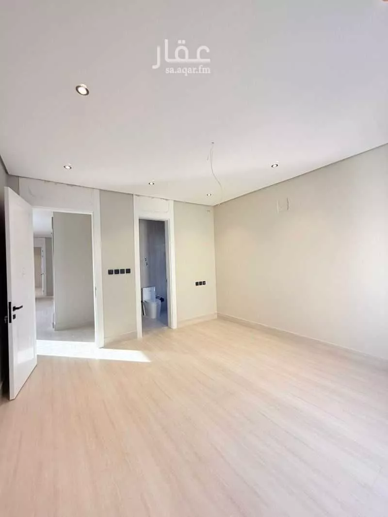 فيلا 6 غرف في الامواج 2