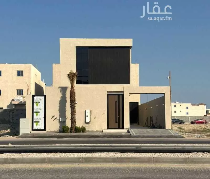 فيلا 6 غرف في الامواج 1