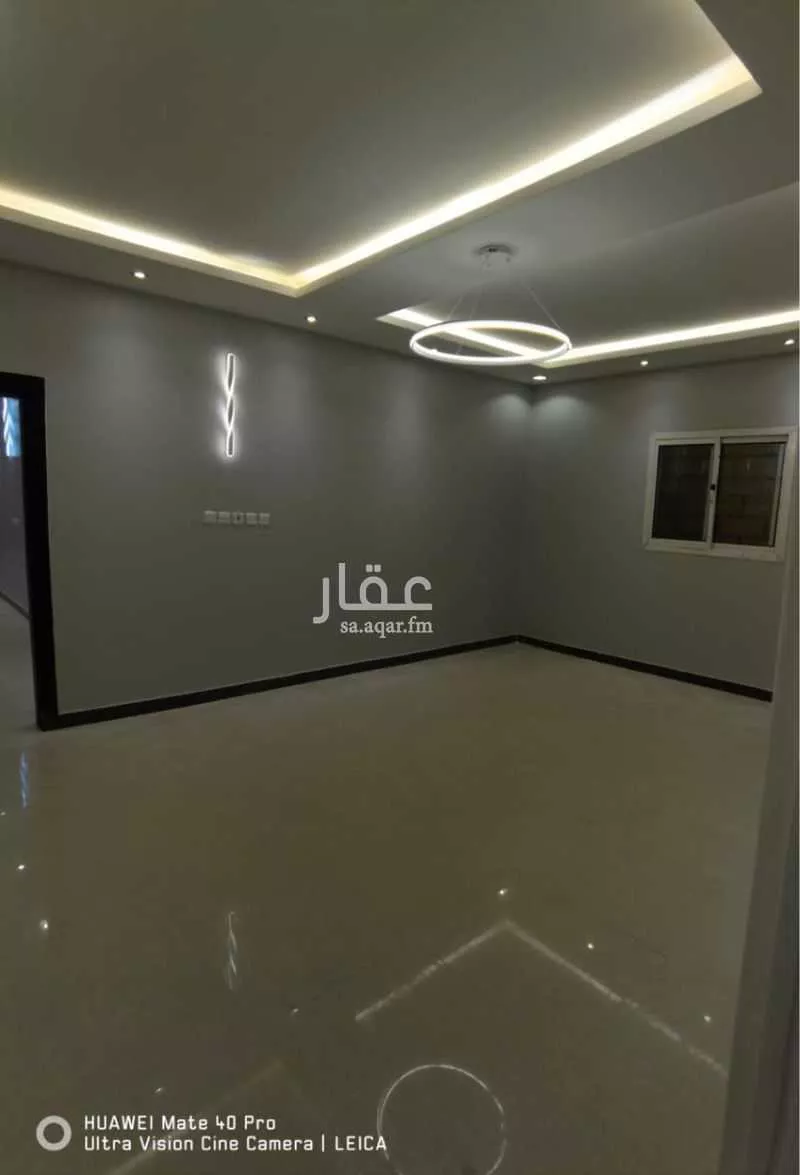 شقة 8 غرف في الرمال 2