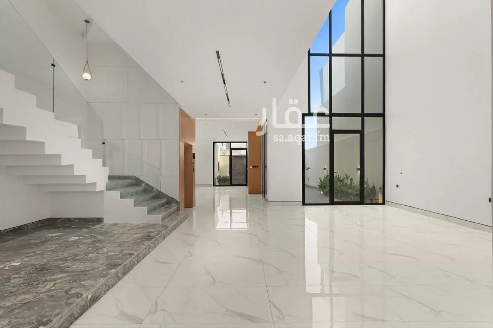 فيلا 5 غرف في النرجس 3