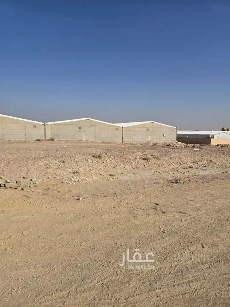 أرض 3000 م² في بنبان 5
