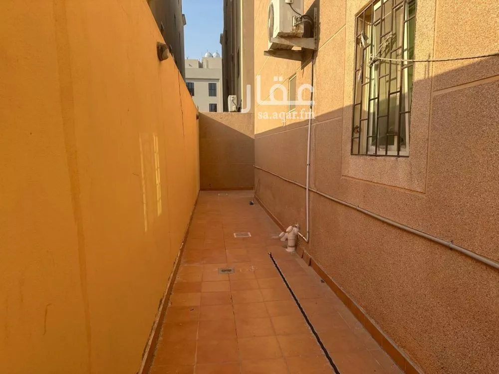 7 bedroom apartment in Hajar, Eastern Province 7