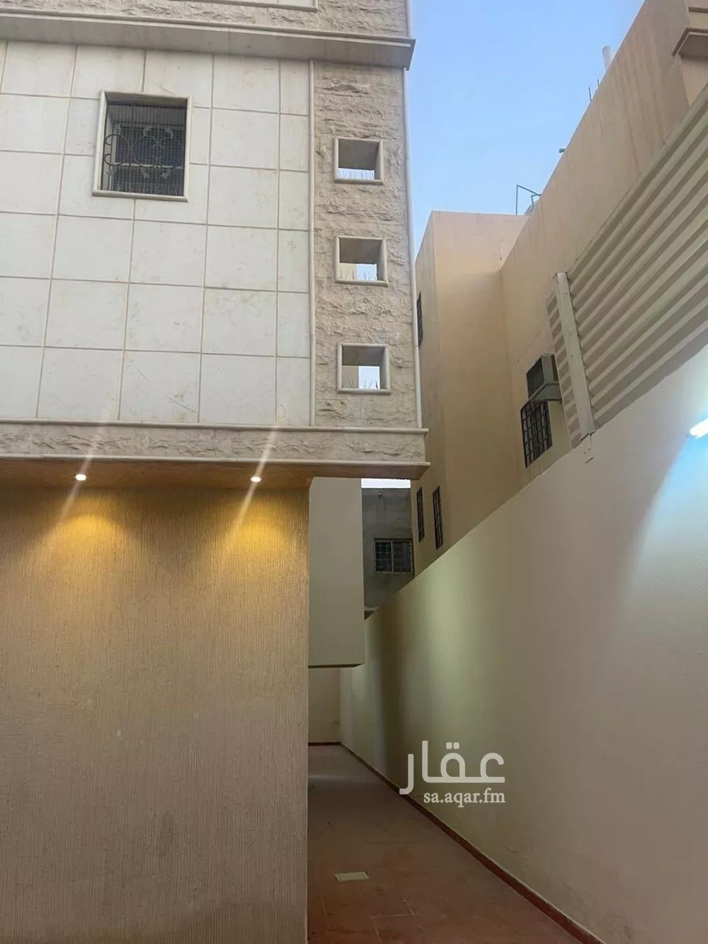 أرض 250 م² في الدار البيضاء 1