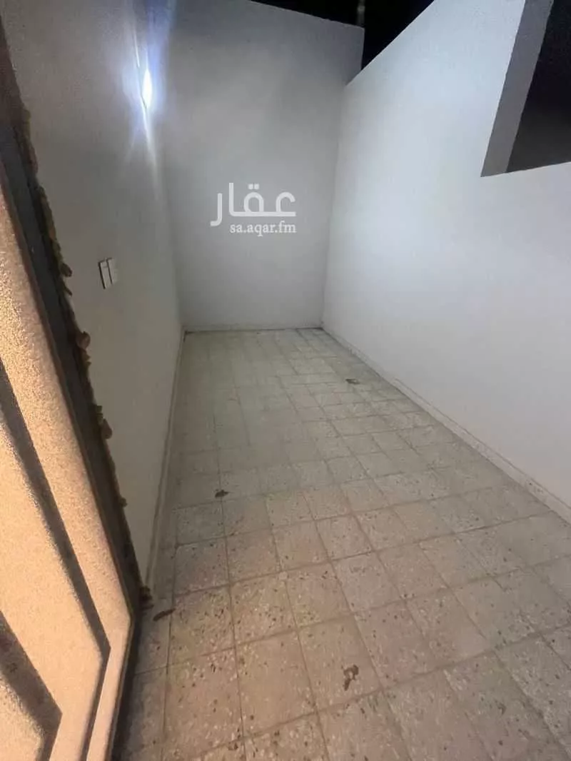 3 bedroom apartment in Al Hadra, Madinah 9