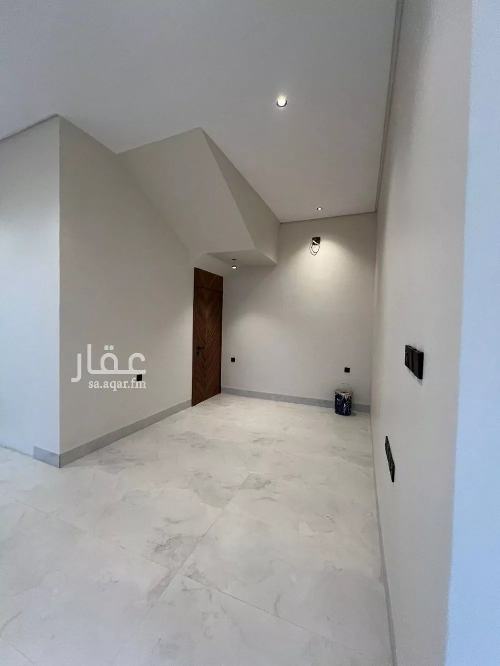 6 bedroom villa in Al Mahdiyyah 2