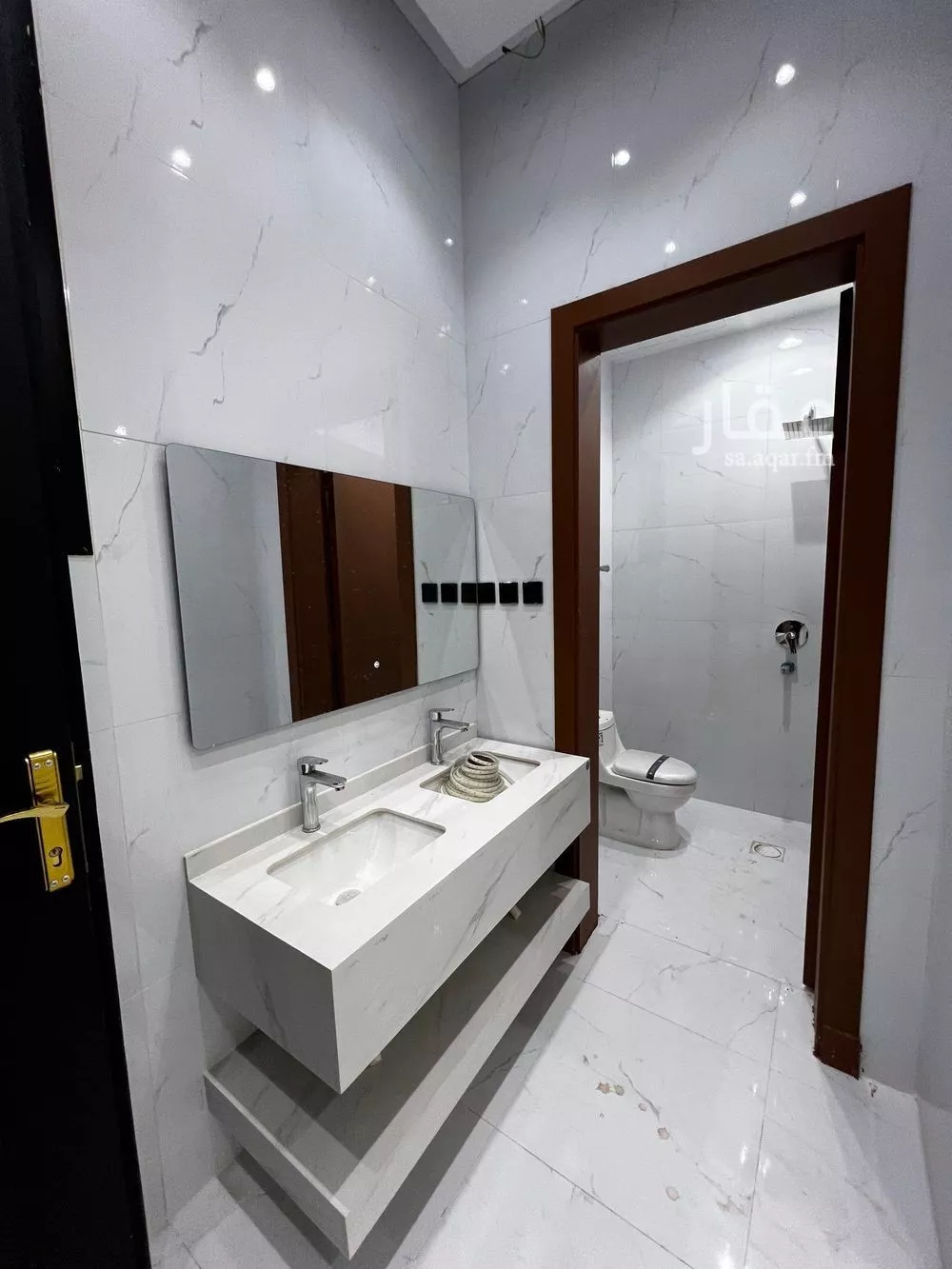 فيلا 5 غرف في ظهرة لبن 3