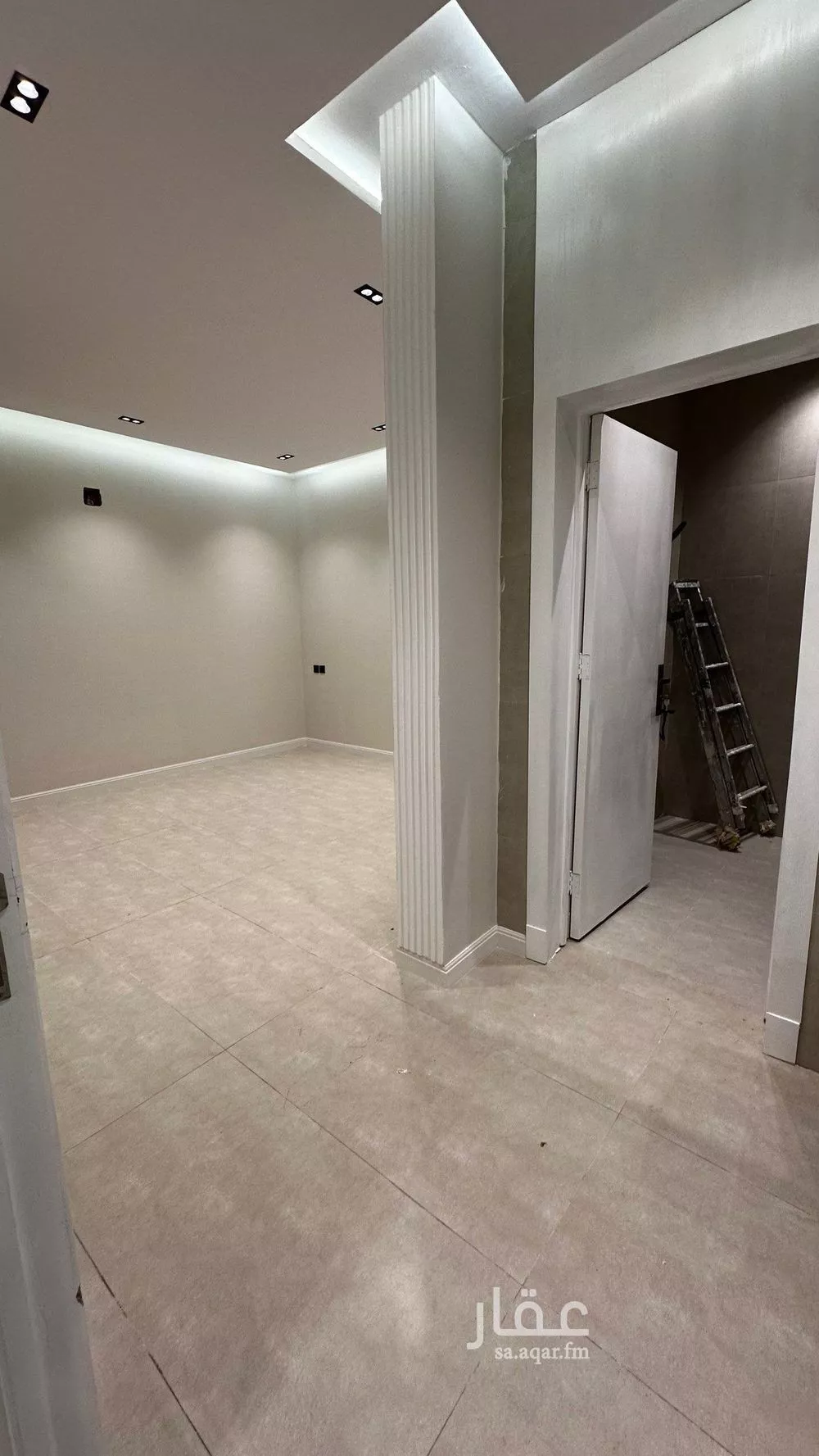 5 bedroom villa in Dhahrat Laban 2