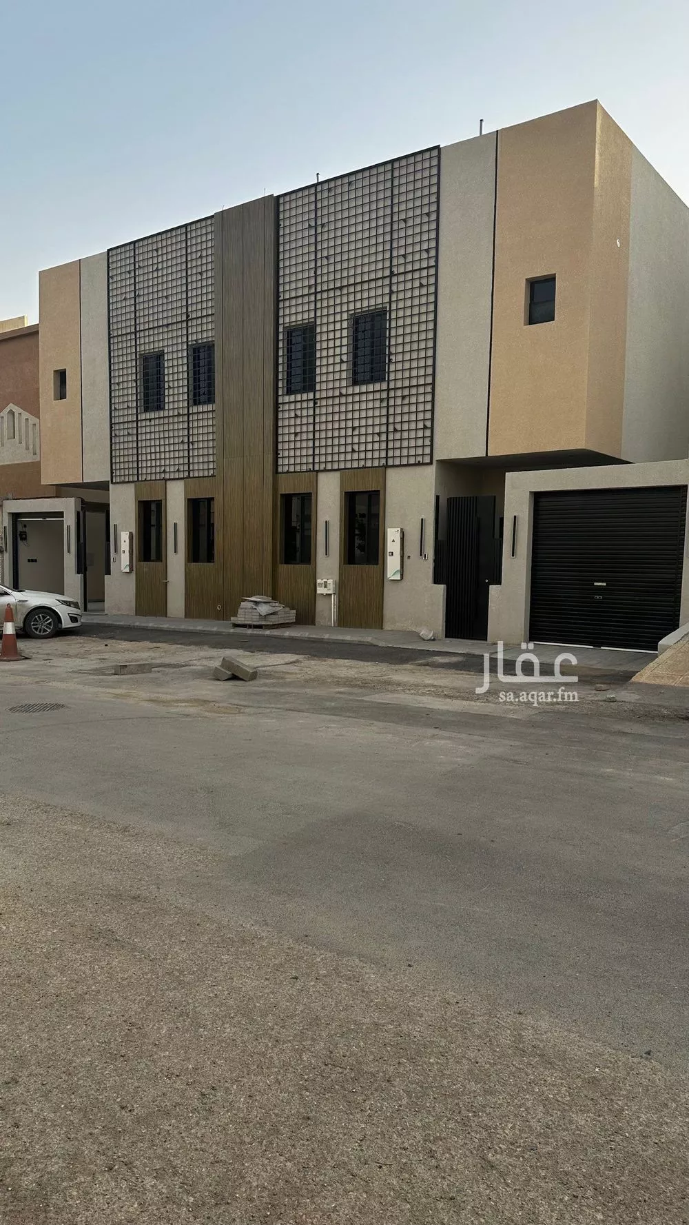 5 bedroom villa in Dhahrat Laban 2