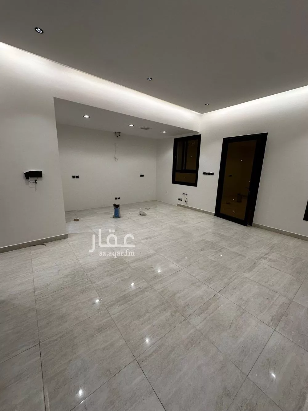 5 bedroom villa in Dhahrat Laban, Riyadh 14