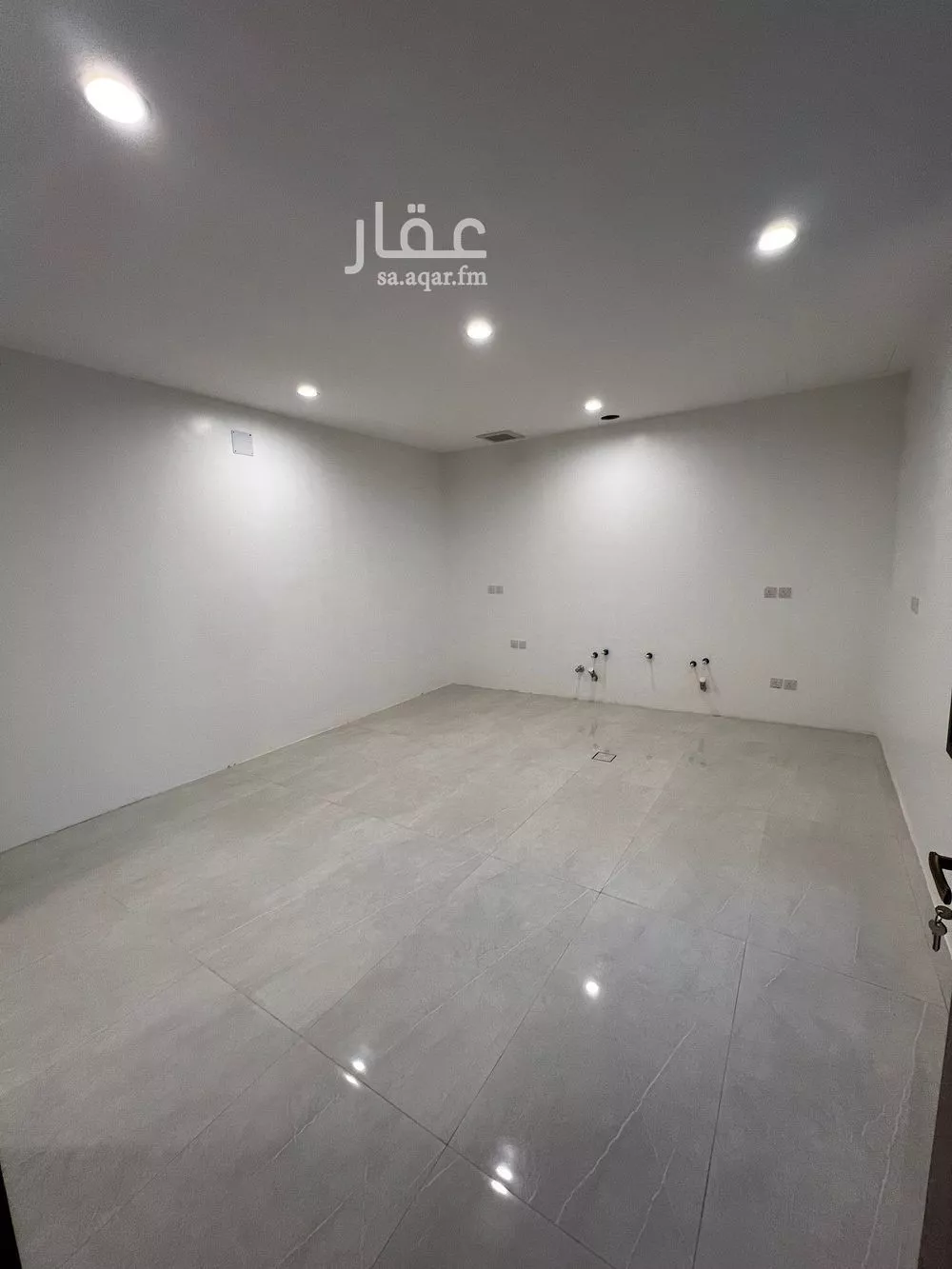 فيلا 5 غرف في ظهرة لبن 2