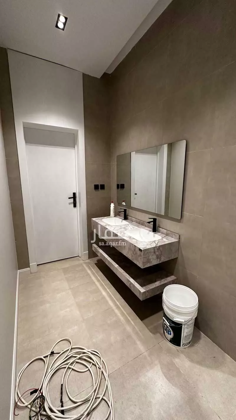 فيلا 6 غرف في ظهرة لبن 4