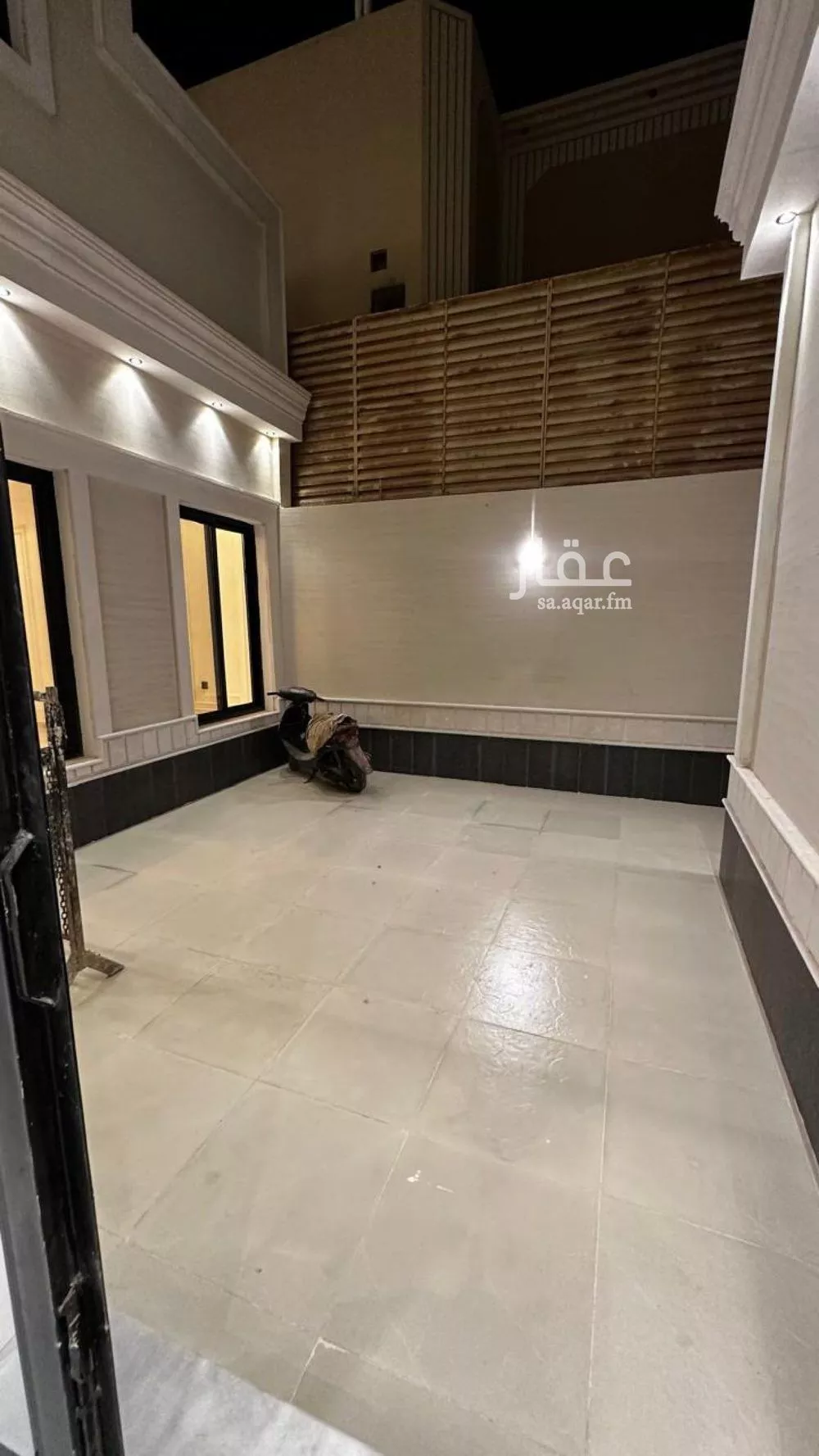 5 bedroom villa in Dhahrat Laban 4