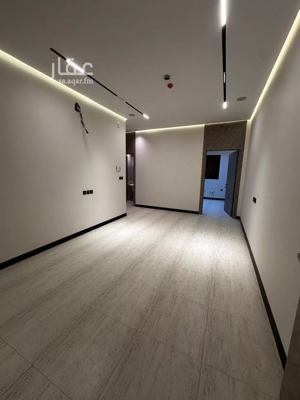 فيلا 4 غرف في ظهرة لبن 5