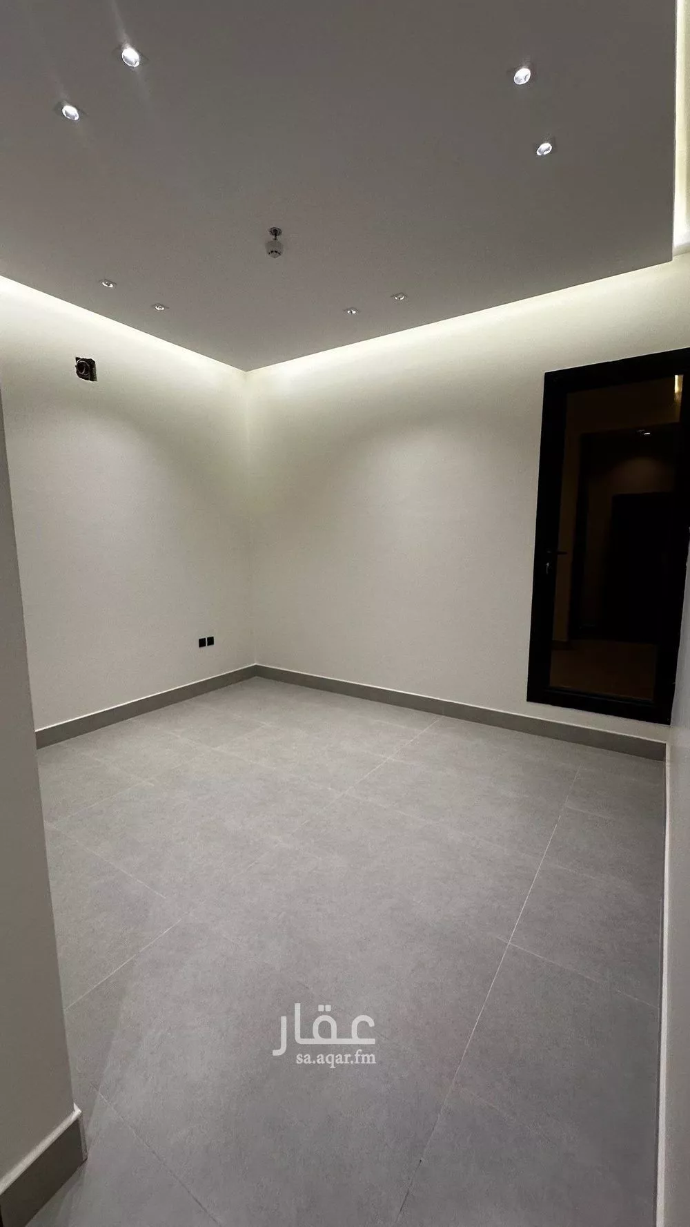 فيلا 4 غرف في ظهرة لبن 3