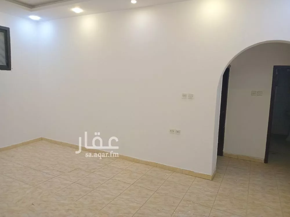 شقة 3 غرف في الخليج 3