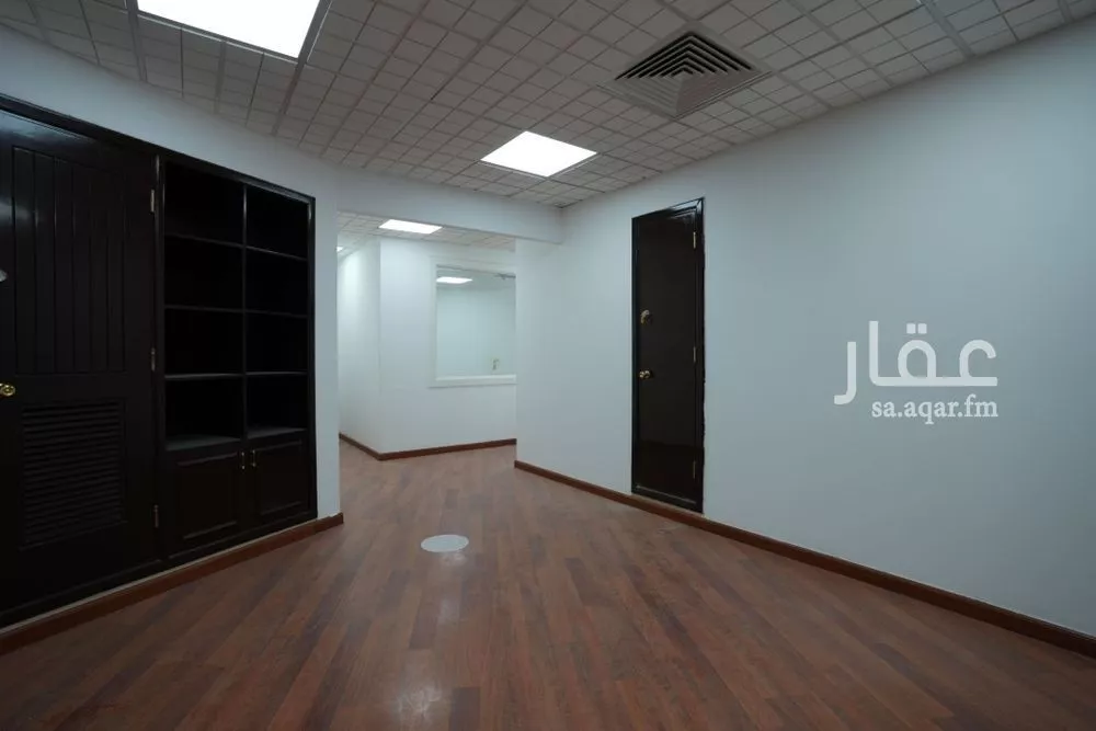 3840 sqm office in Al Olaya 2