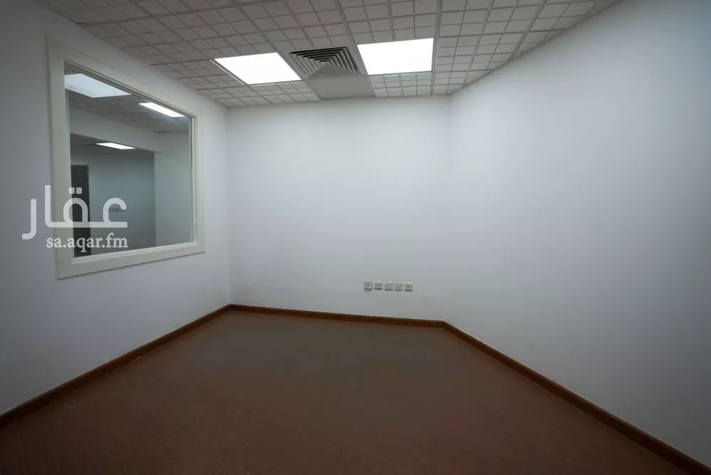 3840 sqm office in Al Olaya 4