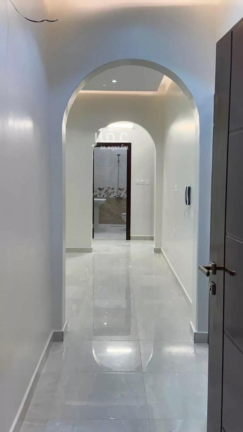 3 bedroom apartment in Al Sakb, Madinah 4