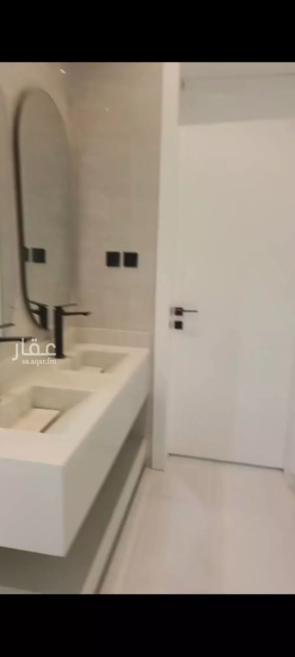 فيلا 4 غرف في الجنادرية 3