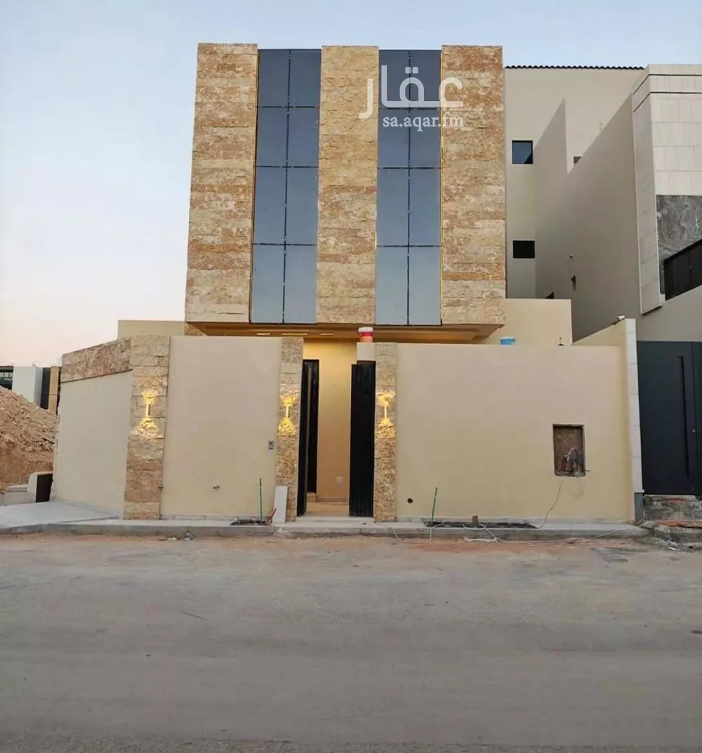 5 bedroom villa in Al Narjis 1