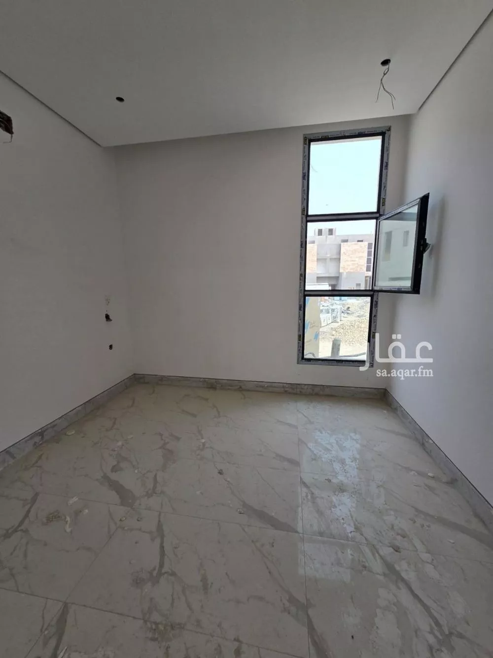 فيلا 4 غرف في النرجس 5