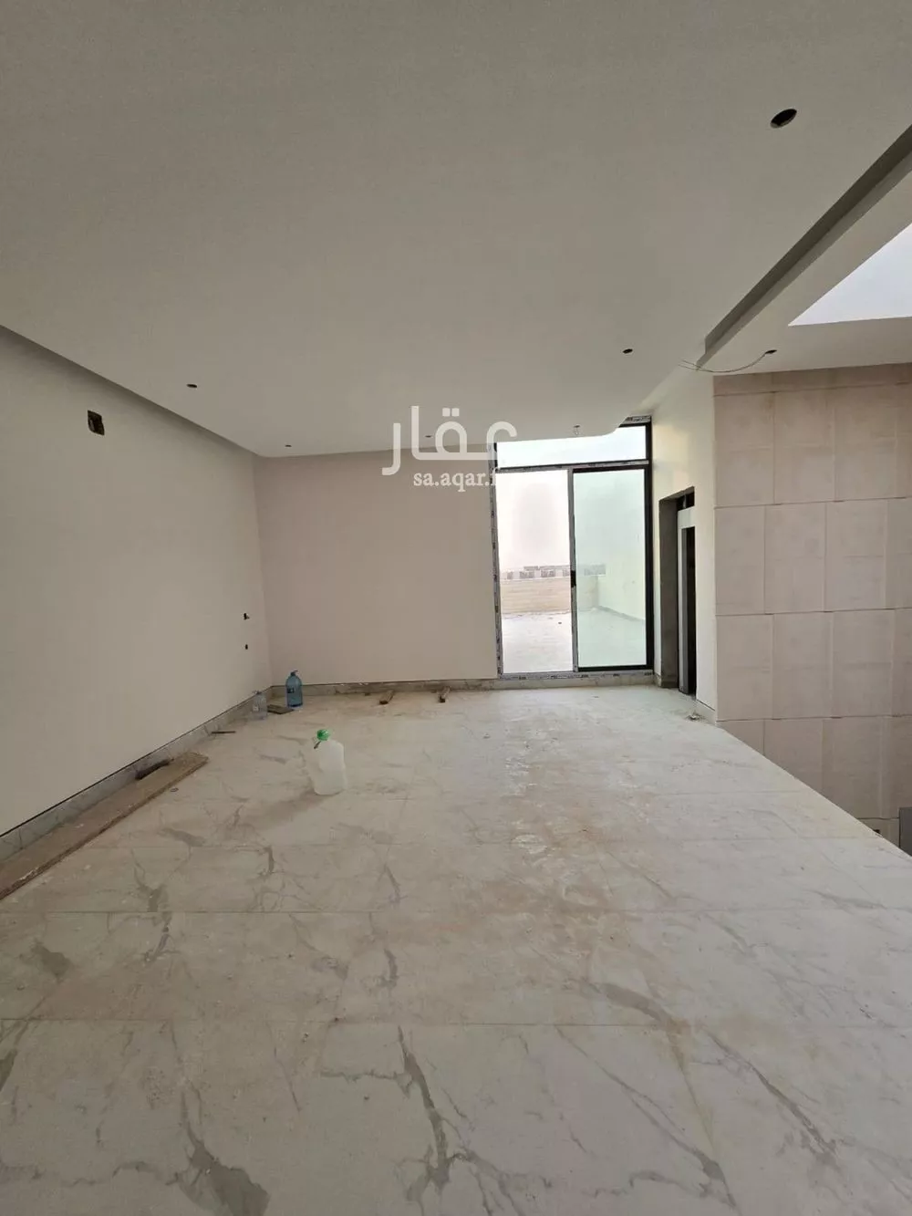 فيلا 5 غرف في النرجس 5