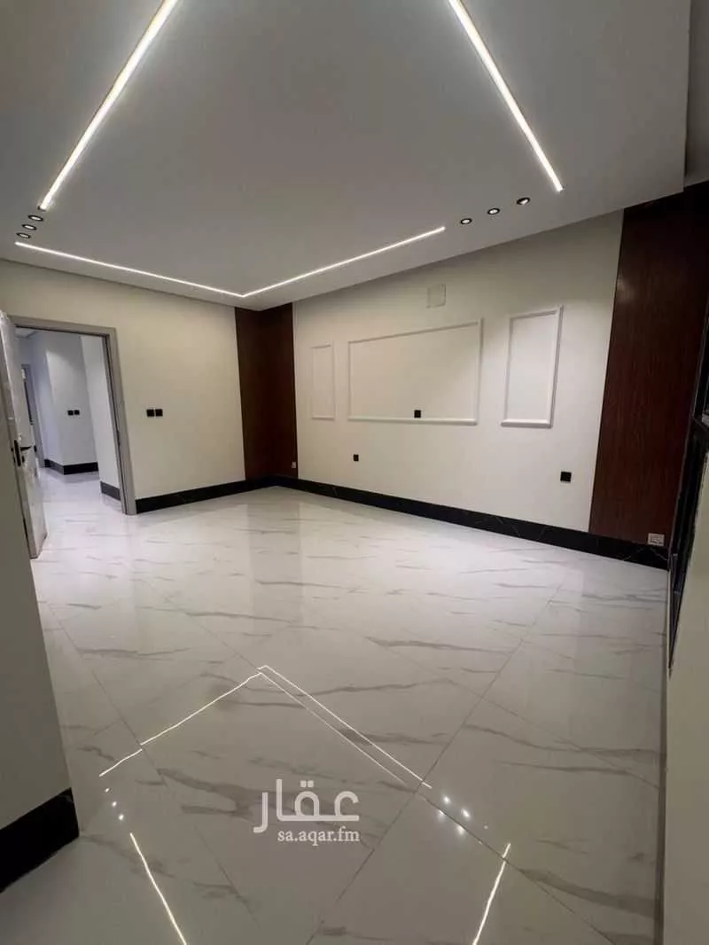 فيلا 6 غرف في طيبة 3