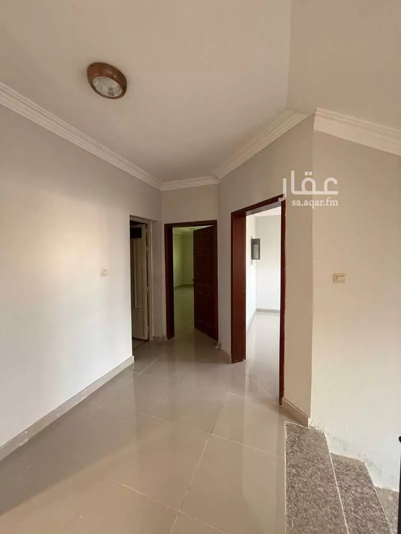 فيلا 8 غرف في بدر 2