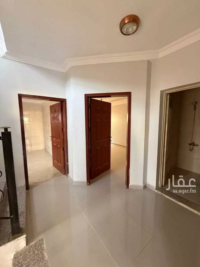 فيلا 8 غرف في بدر 3