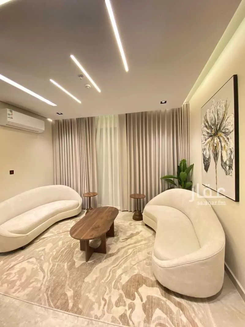 شقة 2 غرف في الحمرا 5