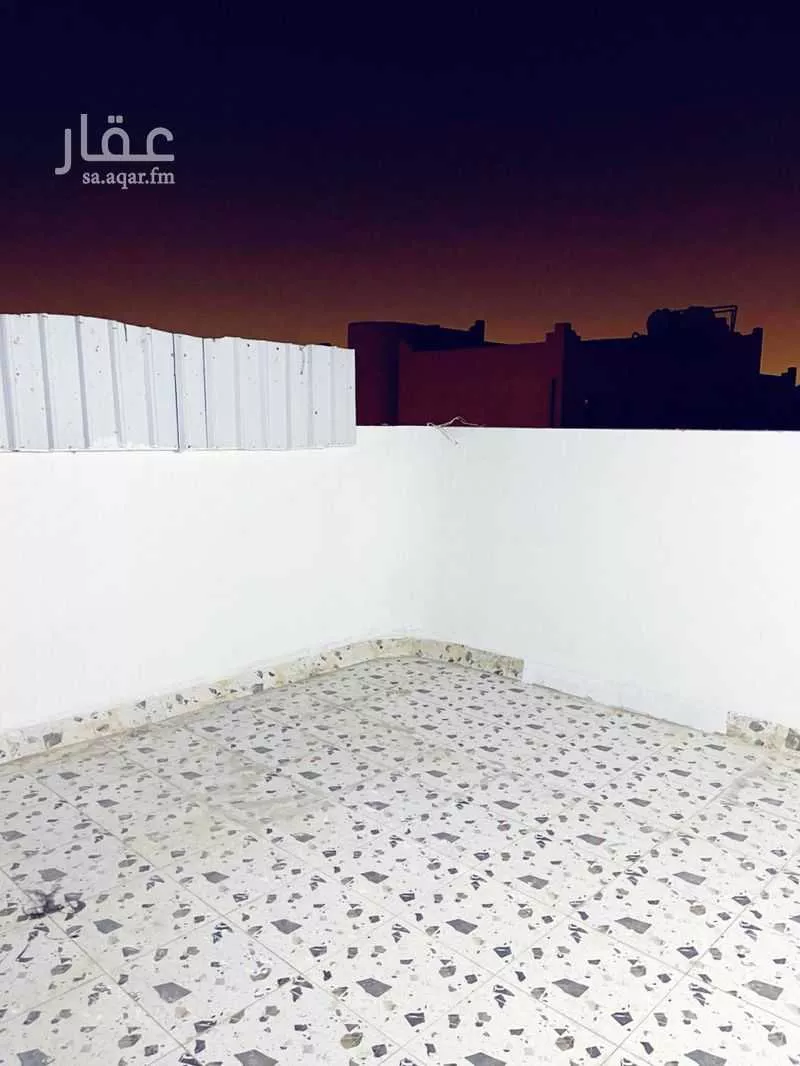 3 bedroom floor in Granada 1