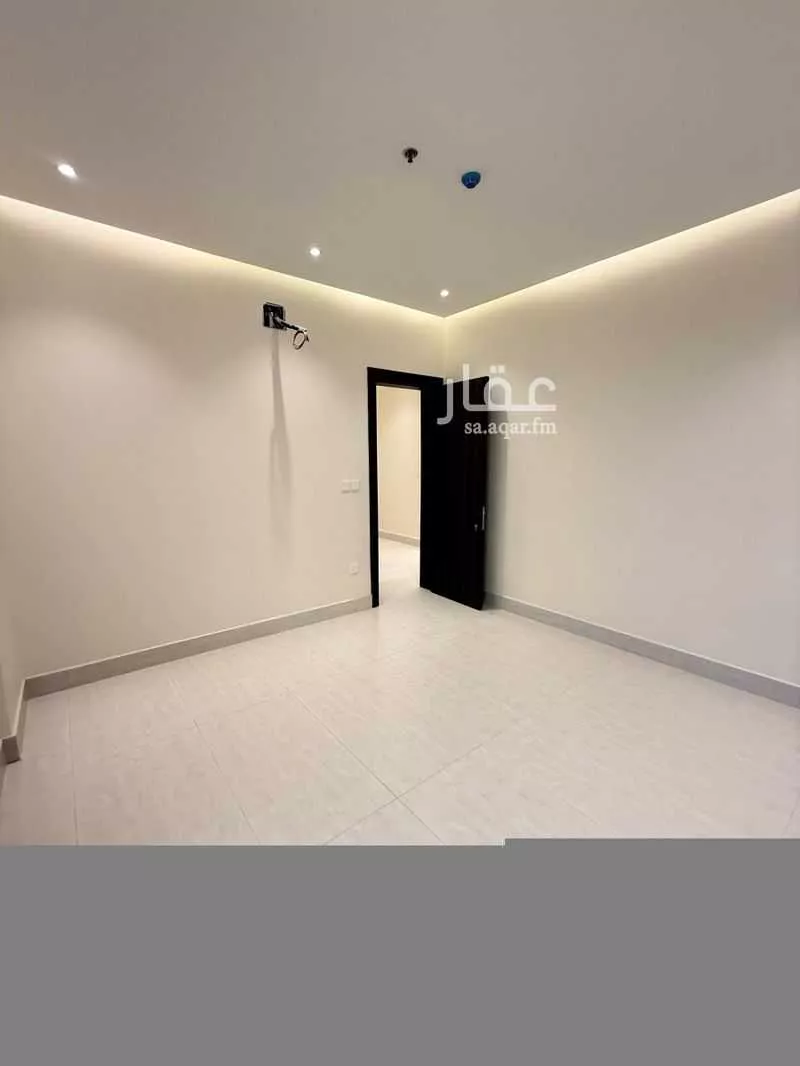 3 bedroom apartment in Al Fanar, Eastern Province 9