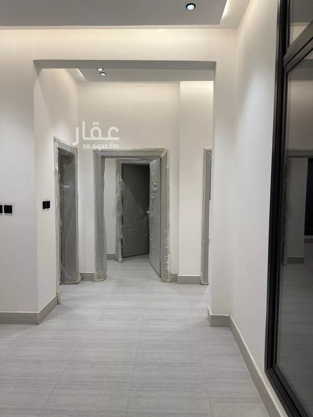 شقة 3 غرف في الرمال 4