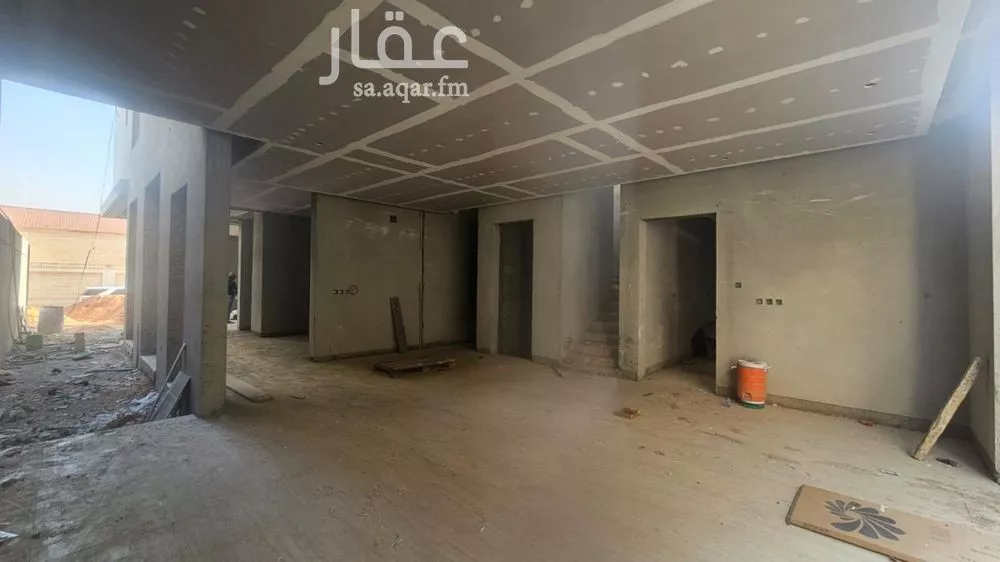 5 bedroom villa in Granada, Riyadh 4