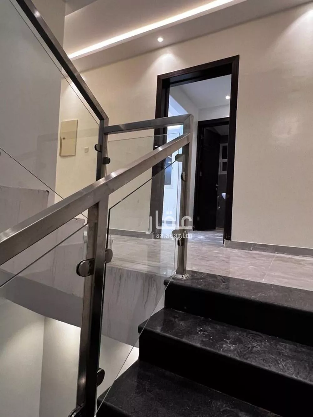 فيلا 5 غرف في الرمال 3