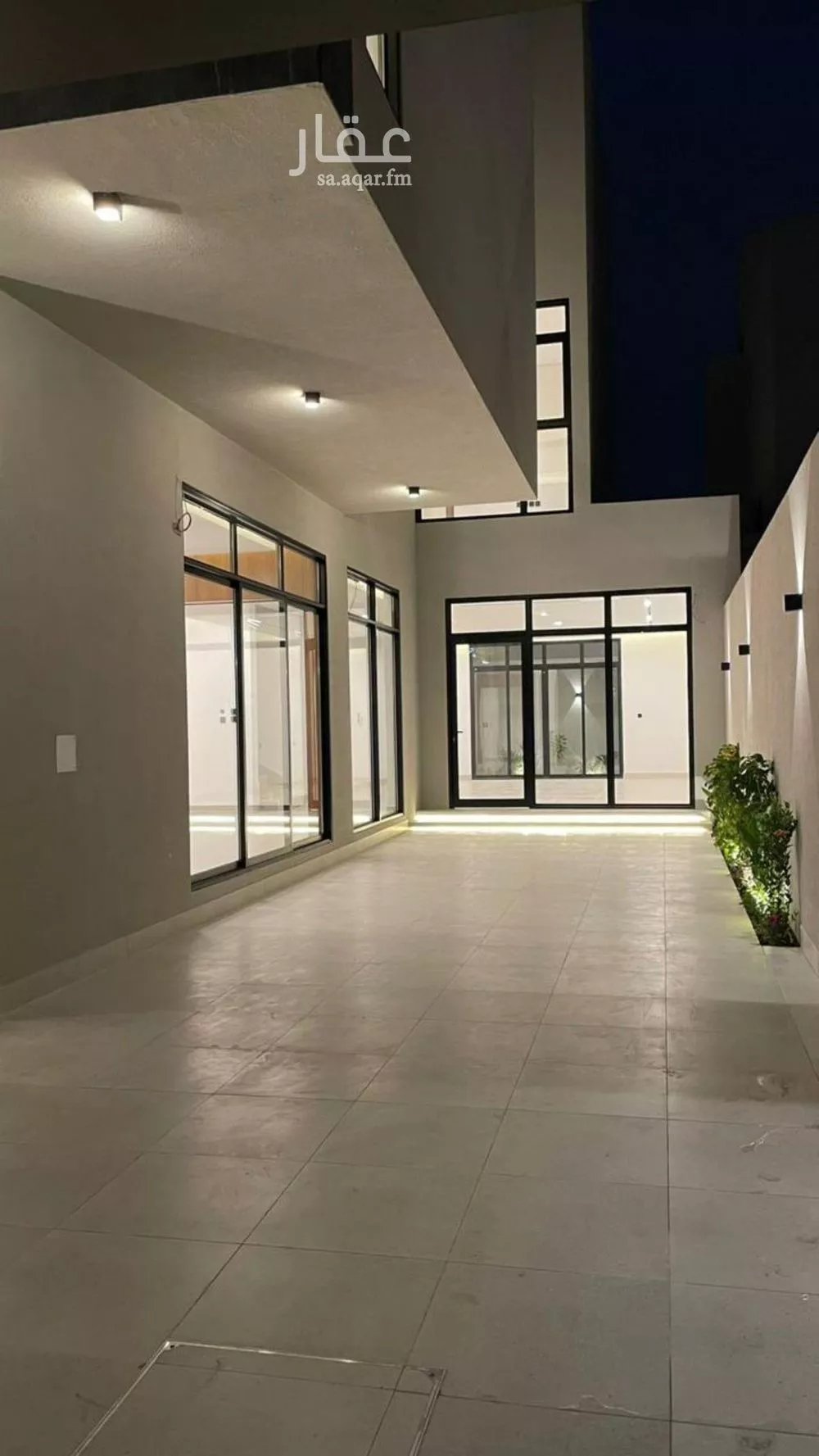 فيلا 4 غرف في النرجس 3