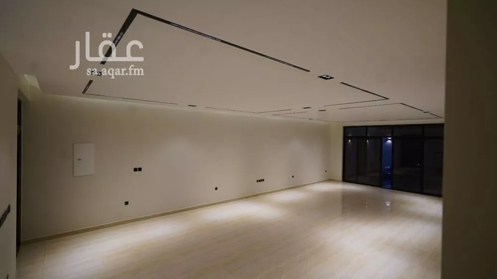 5 bedroom villa in Al Aridh 2