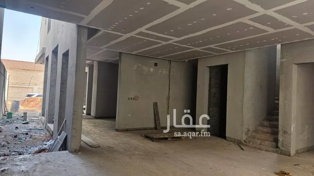 5 bedroom villa in Granada, Riyadh 8