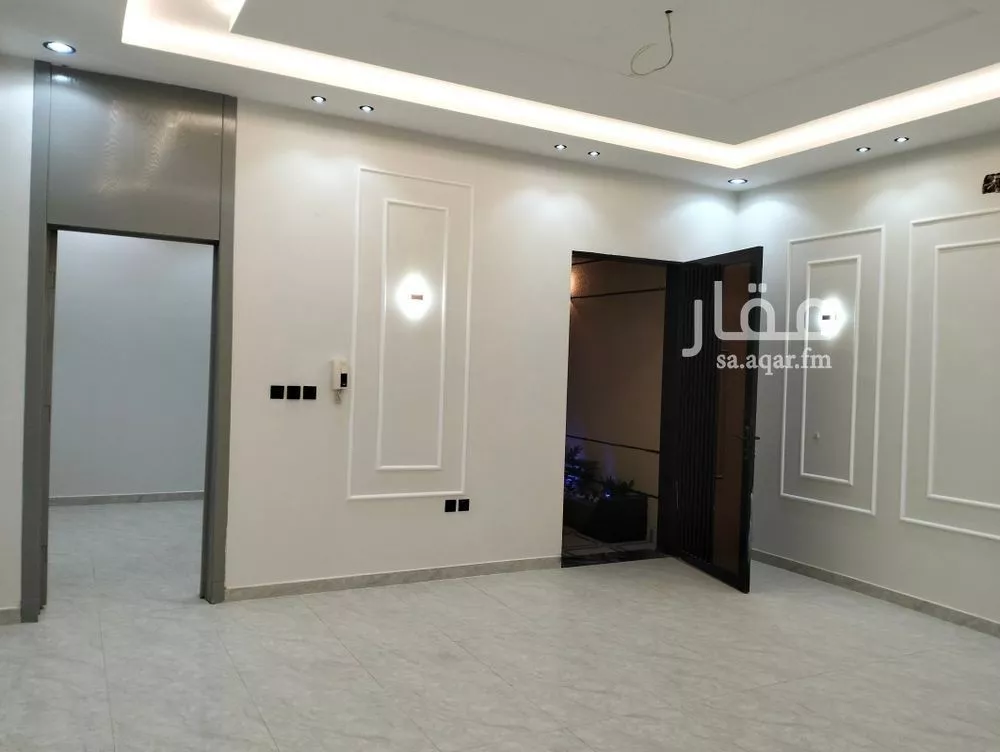 5 bedroom villa in Okaz, Riyadh 13