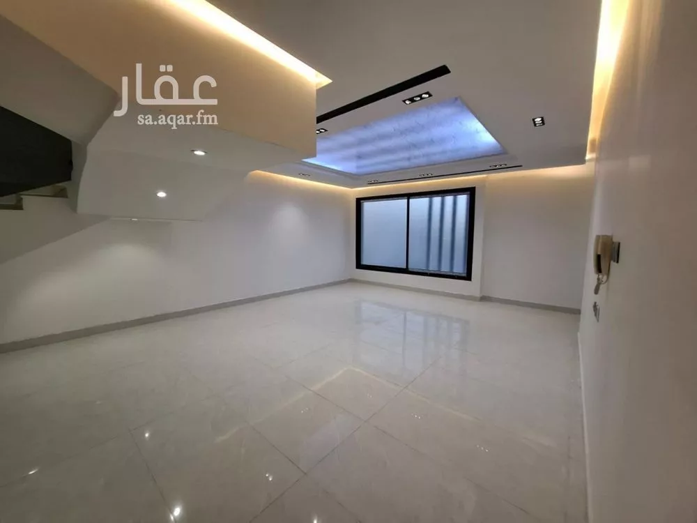 5 bedroom villa in Badr 3