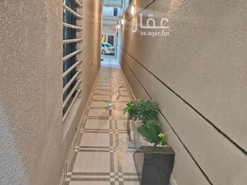 5 bedroom villa in Okaz, Riyadh 8
