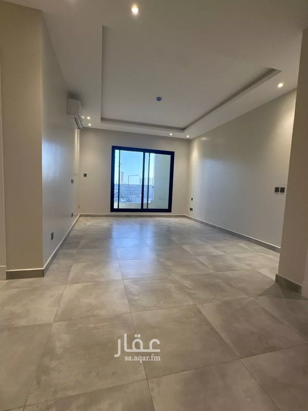 شقة 3 غرف في الملقا 4