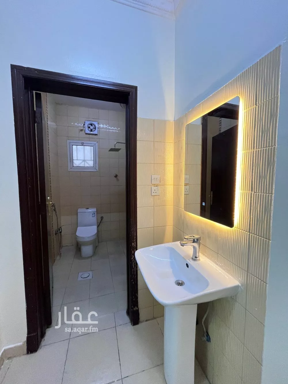 5 bedroom apartment in Al Aziziyah, Riyadh 15