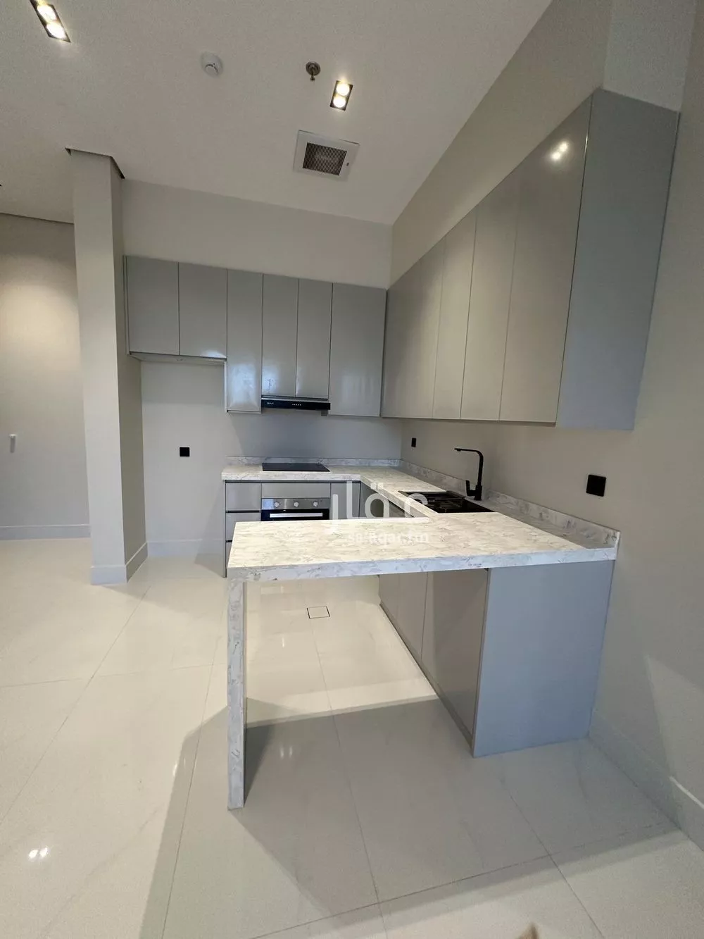 شقة 2 غرف في النرجس 4